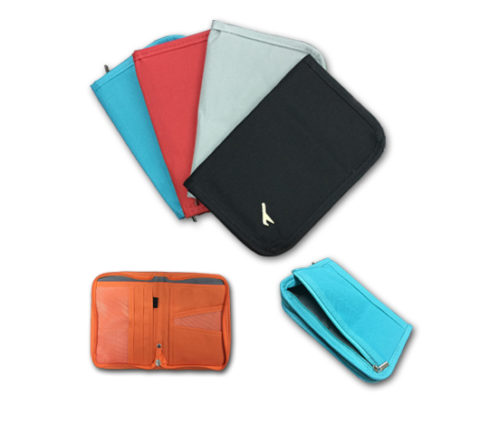 600D Nylon Travel Wallet